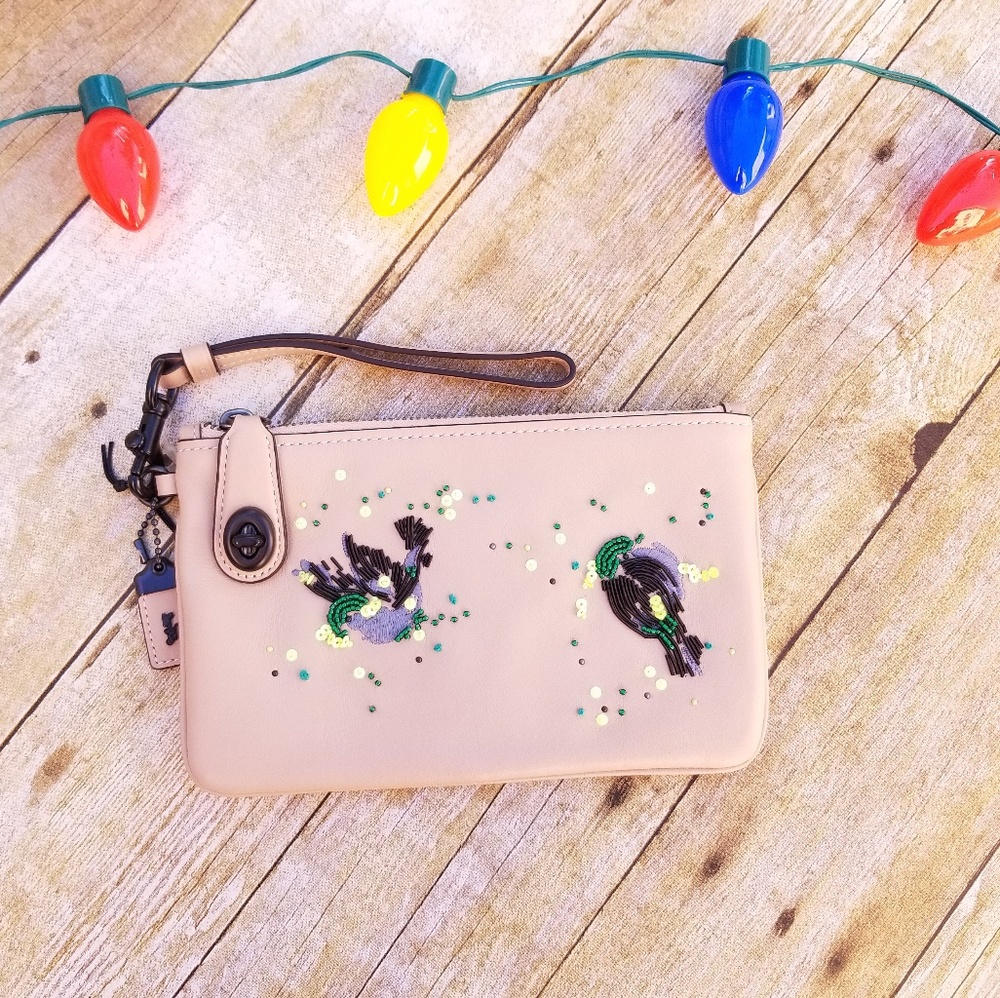 NWT Coach Meadowlark wristlet